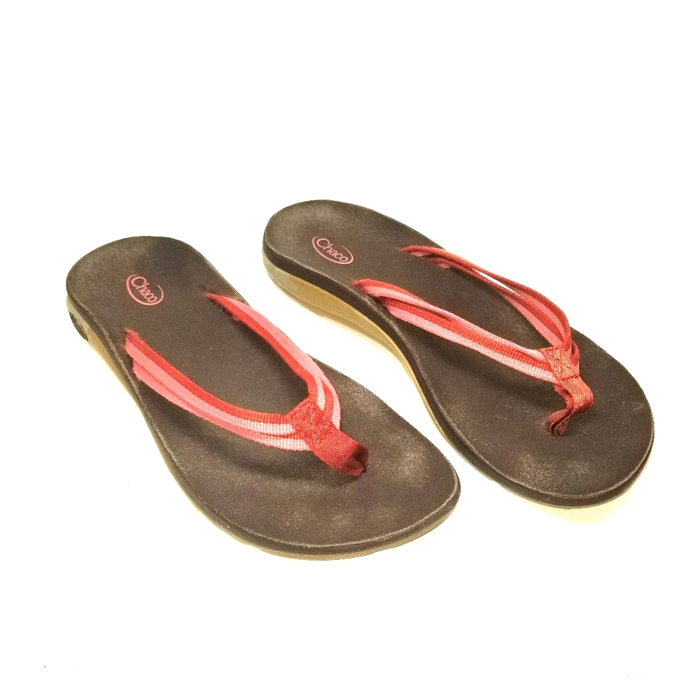 Chaco Women's size 8 flip flops sandals
